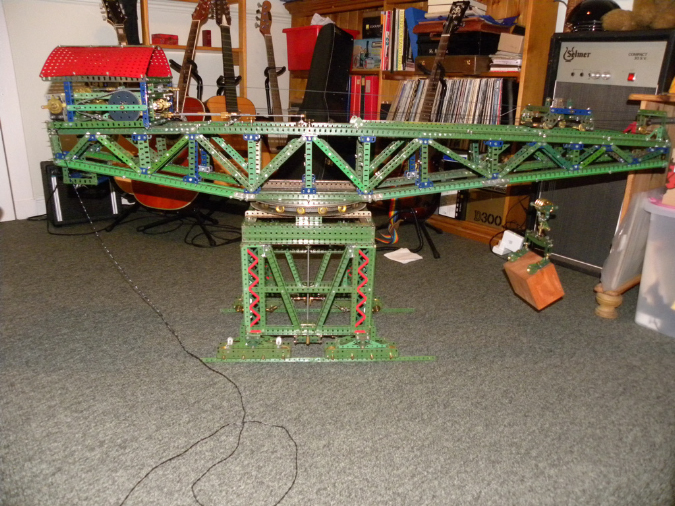 meccano giant block setting crane